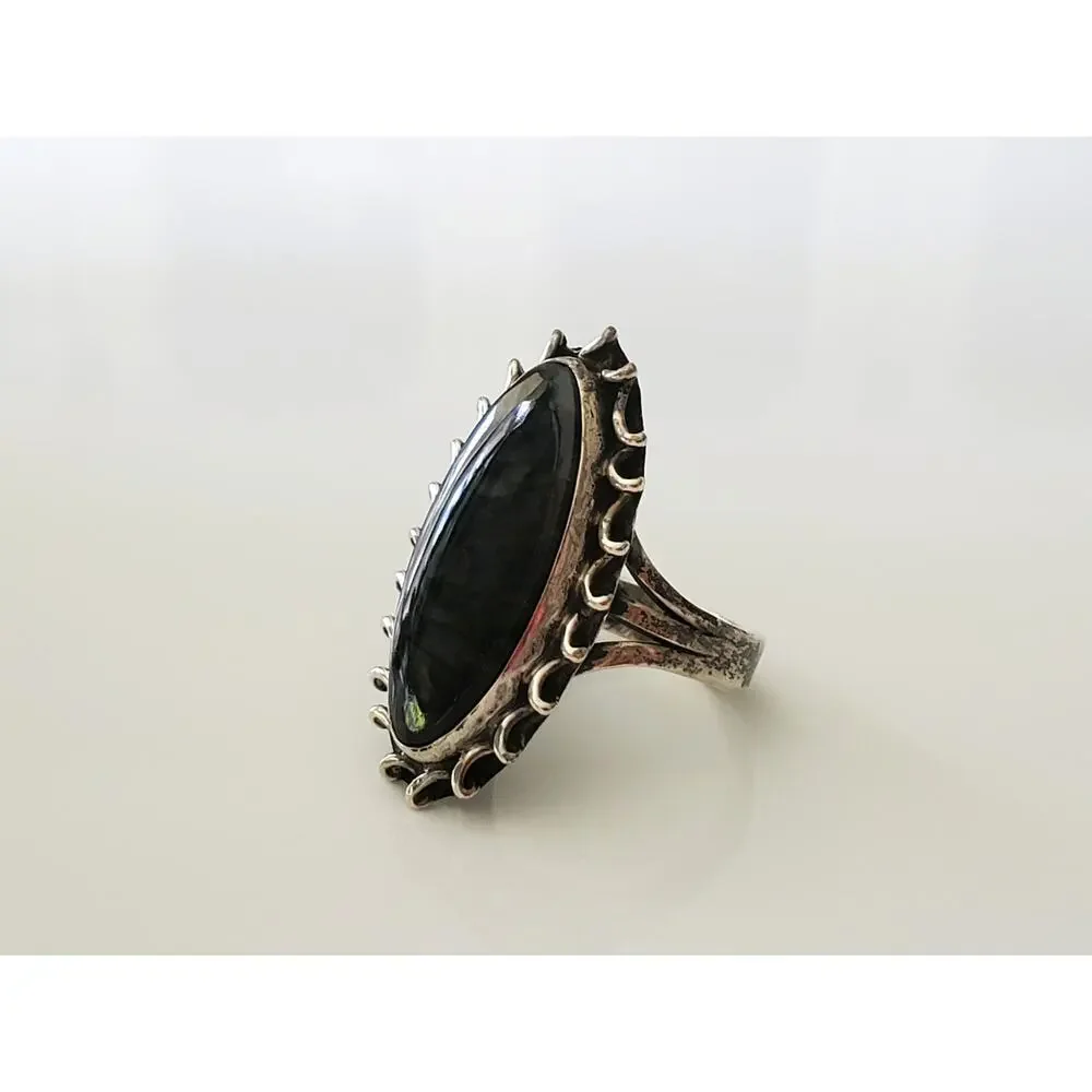 Vintage Sterling Silver Oval Onyx Ring